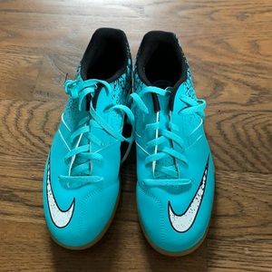turf soccer shoes